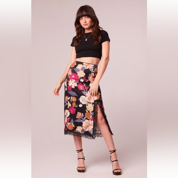Band of the Free Lilou Black Floral Lace Slip Midi Skirt Size Small $78 MSRP NWT - Picture 1 of 9